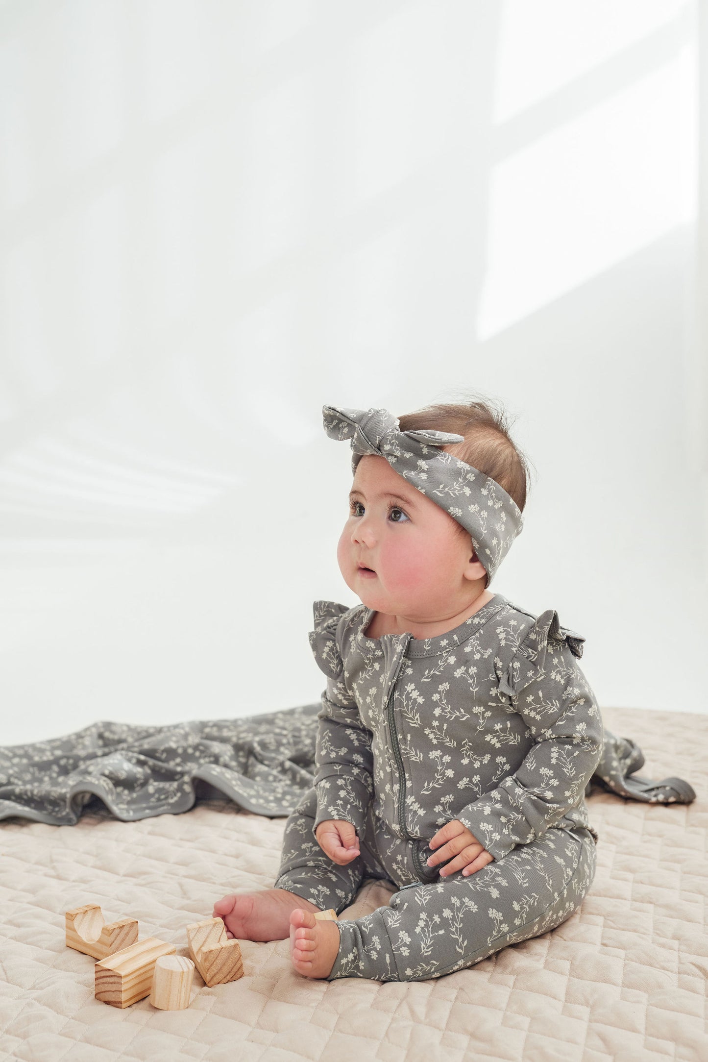 Aster & Oak Mia Floral Zip Romper