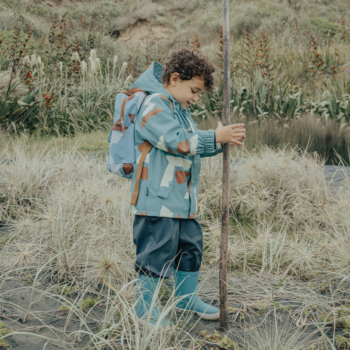 Crywolf Explorer Jacket Move Mountains
