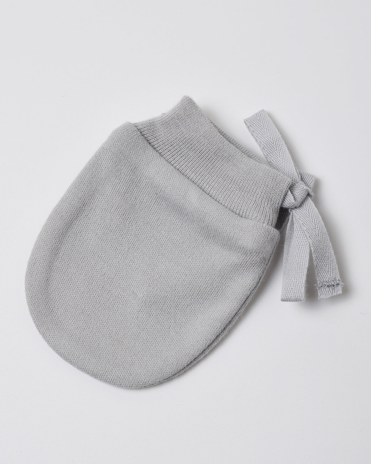 Quincy Mae No Scratch Mittens, set of 2 | Cloud Stripe + Cloud