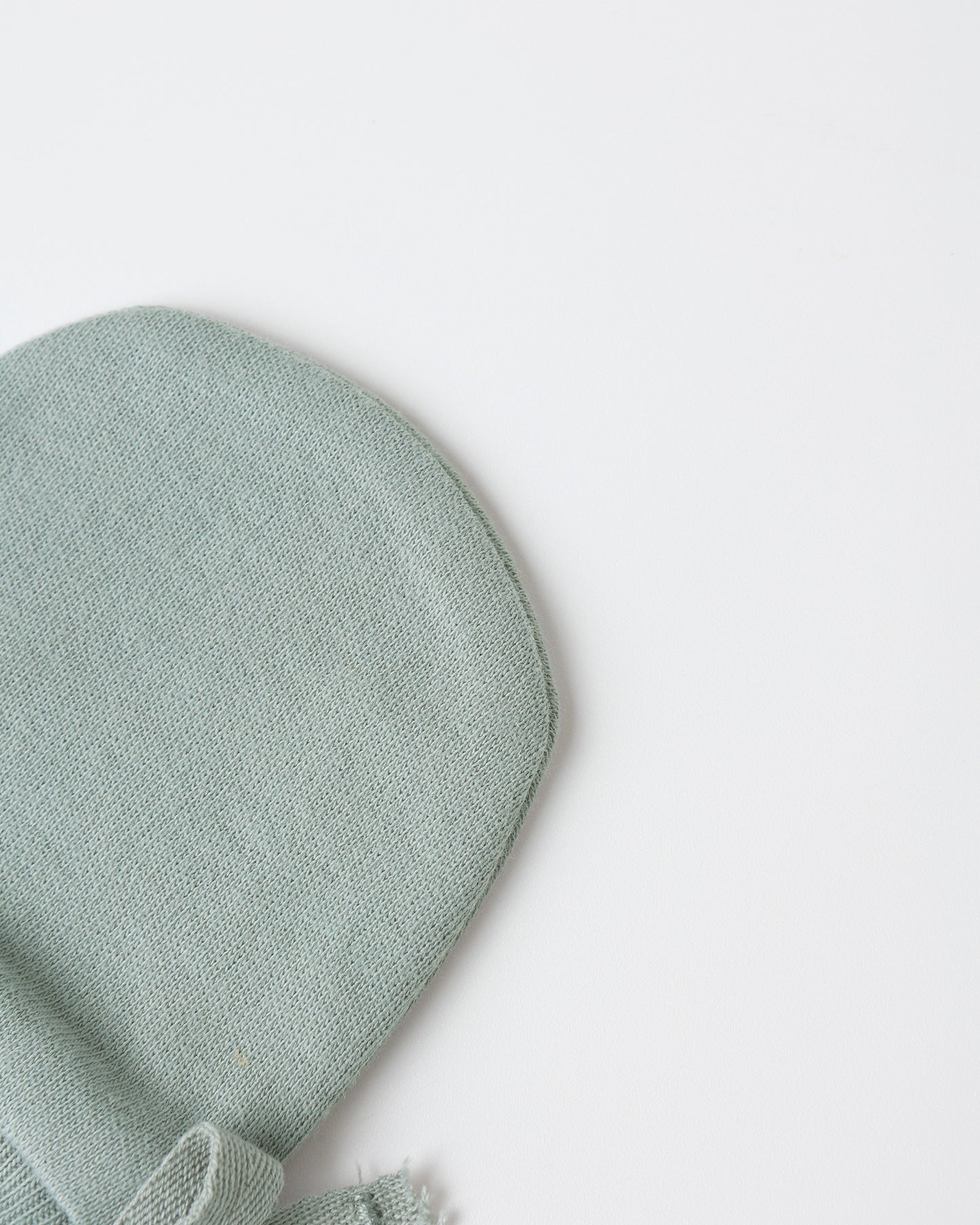 Quincy Mae No Scratch Mittens, Set Of 2 | Steel Blue & Natural