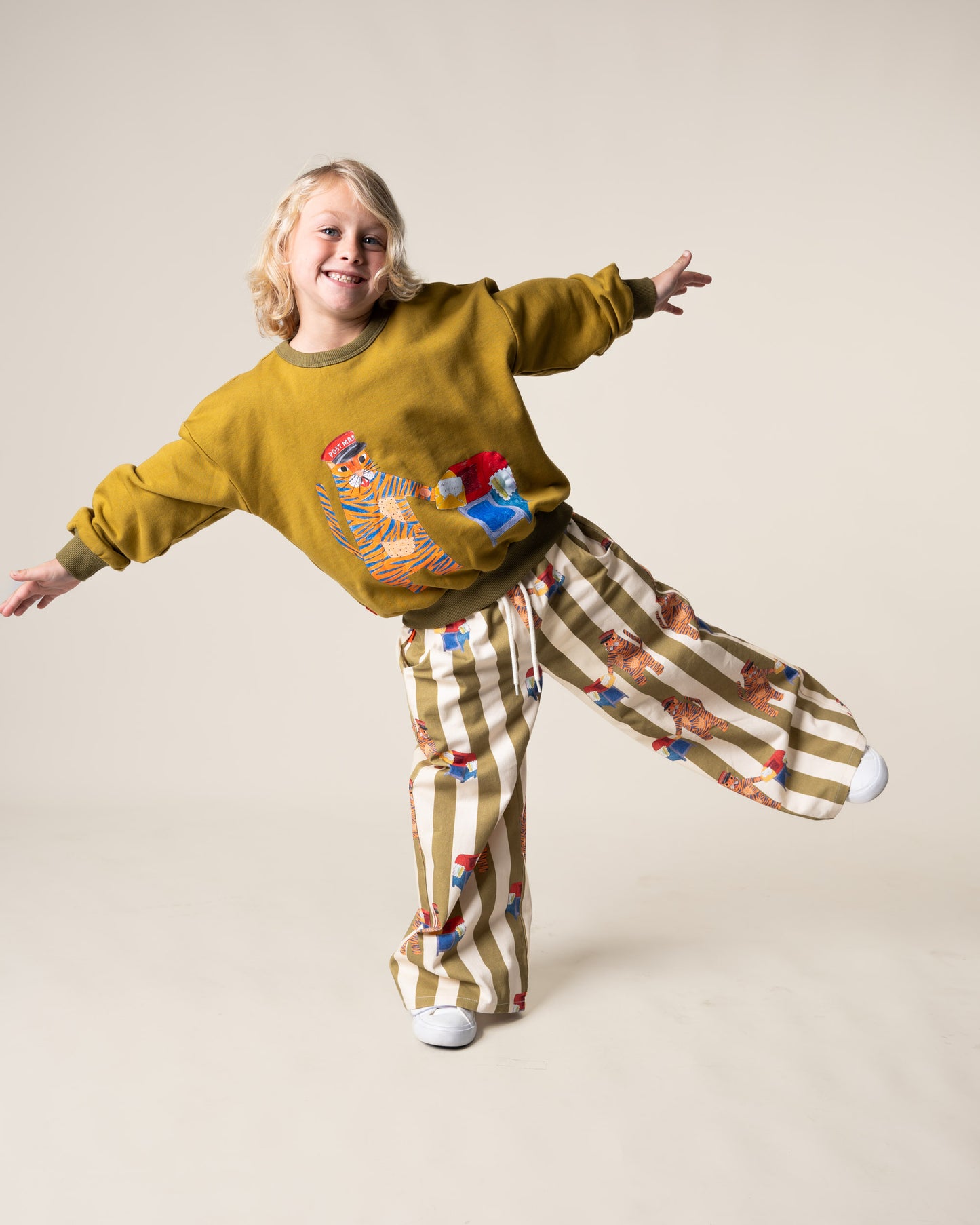 Das Ist Maurice French Terry Pullover | Tiger the Postie