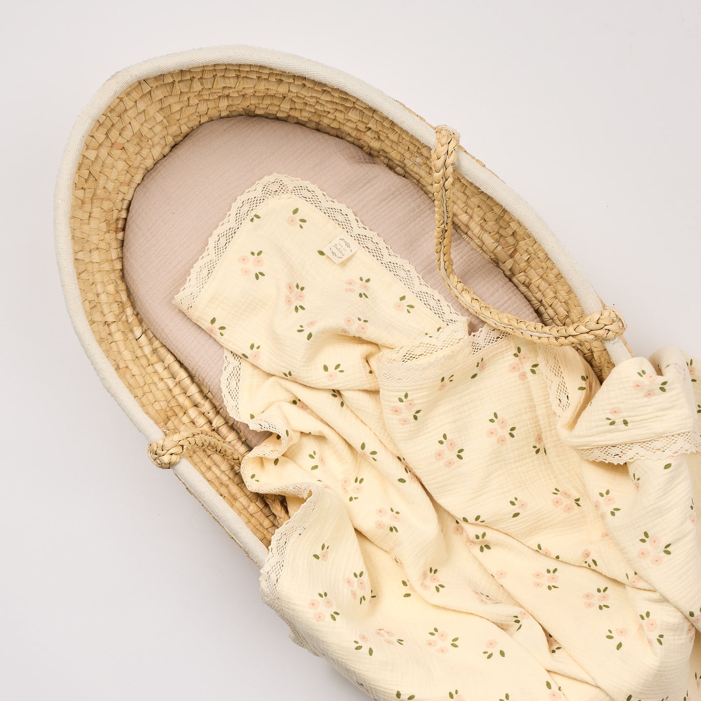 Over the Dandelions Organic Muslin Blanket Daisy with Lace