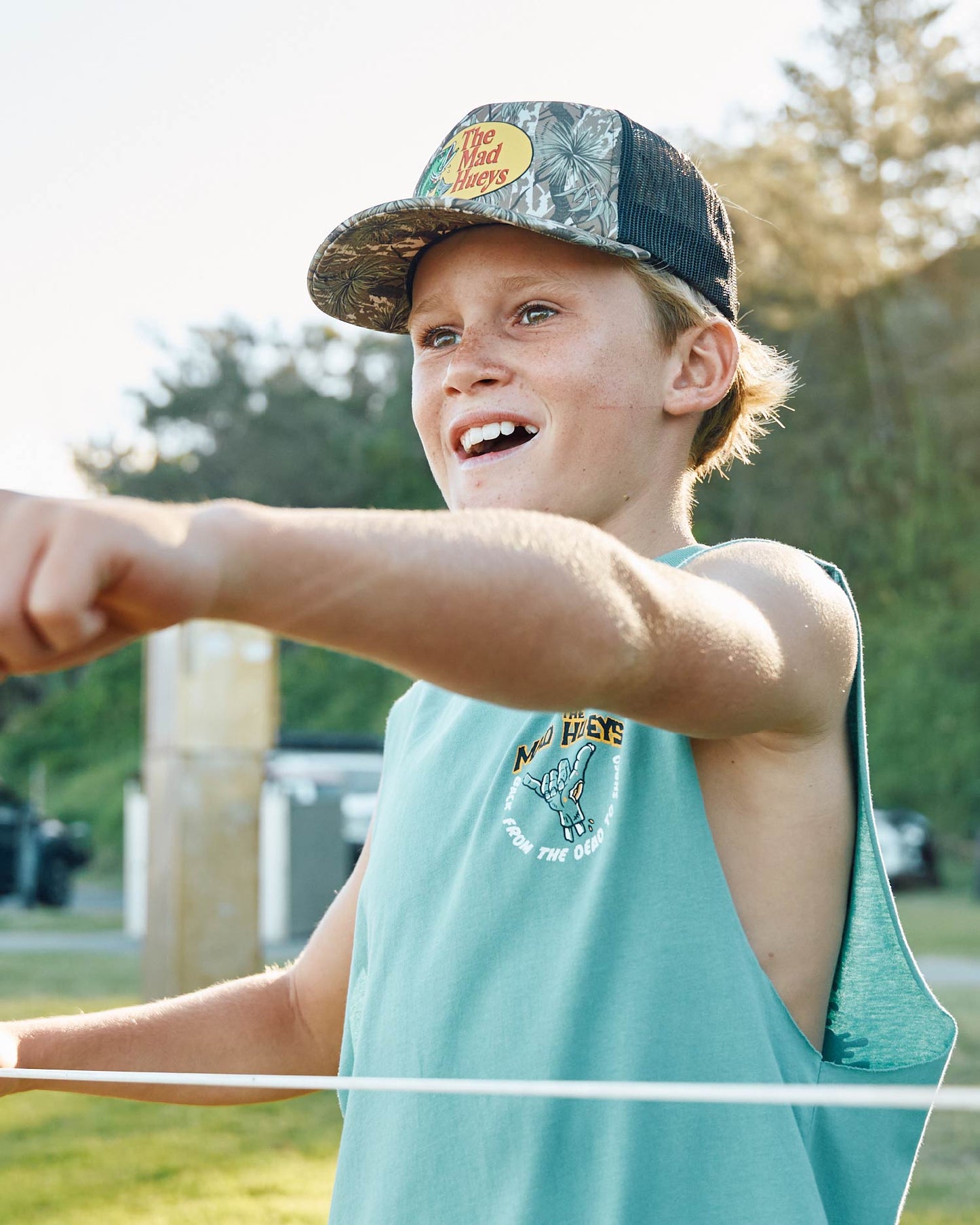 Mad Hueys Shred Dead Muscle Tee Seafoam