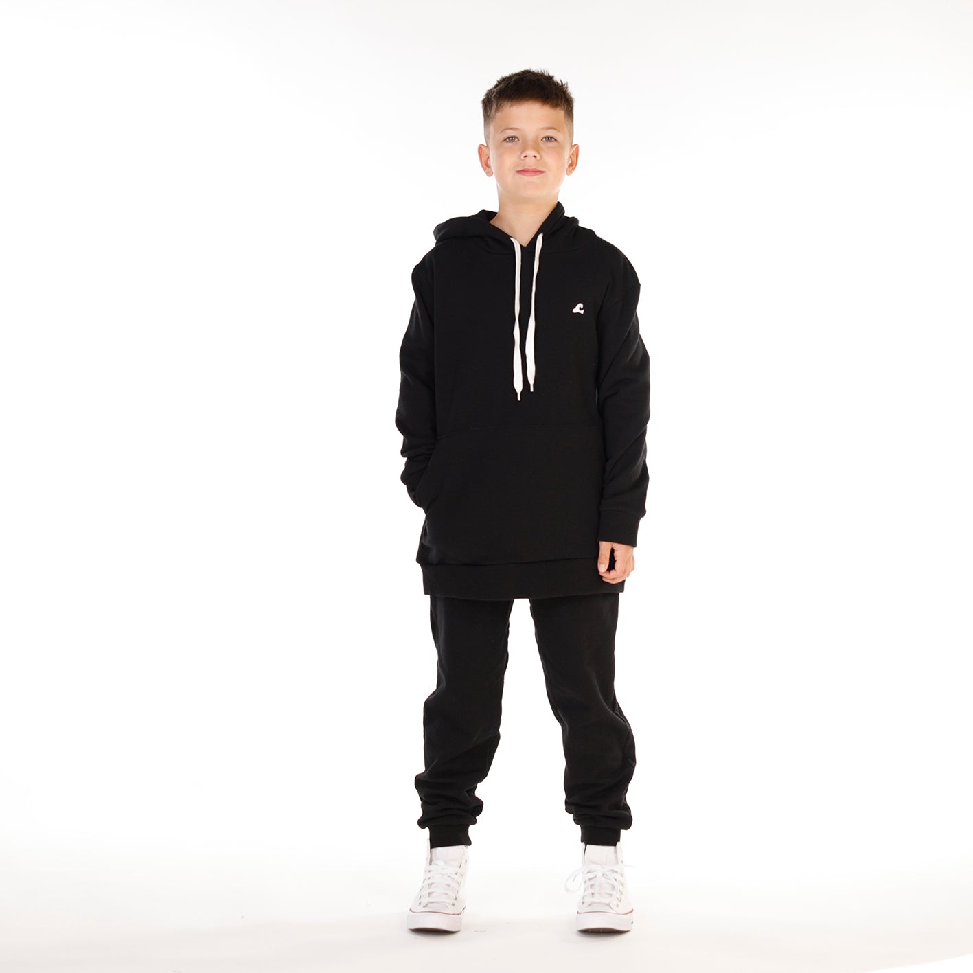 Hello Stranger Explorer Pocket Hood Black
