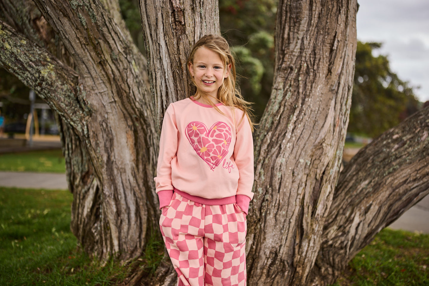 Radicool Floral Heart Crew