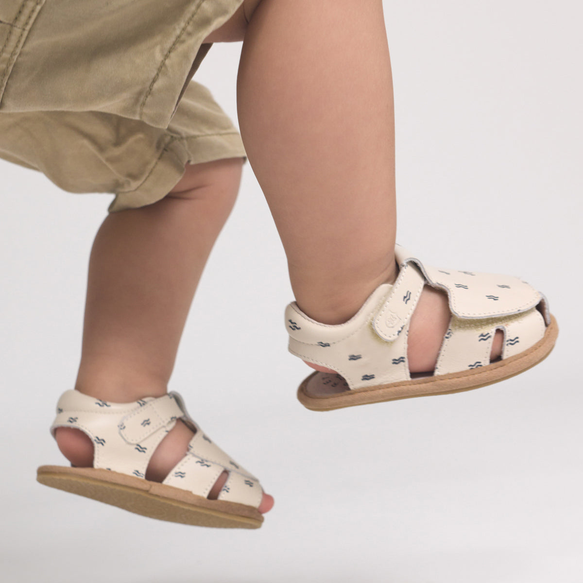 Pretty Brave Baby Sandal Milo Waves