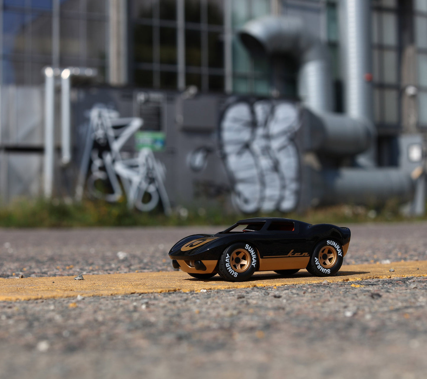 Playforever Mini Ken Cave