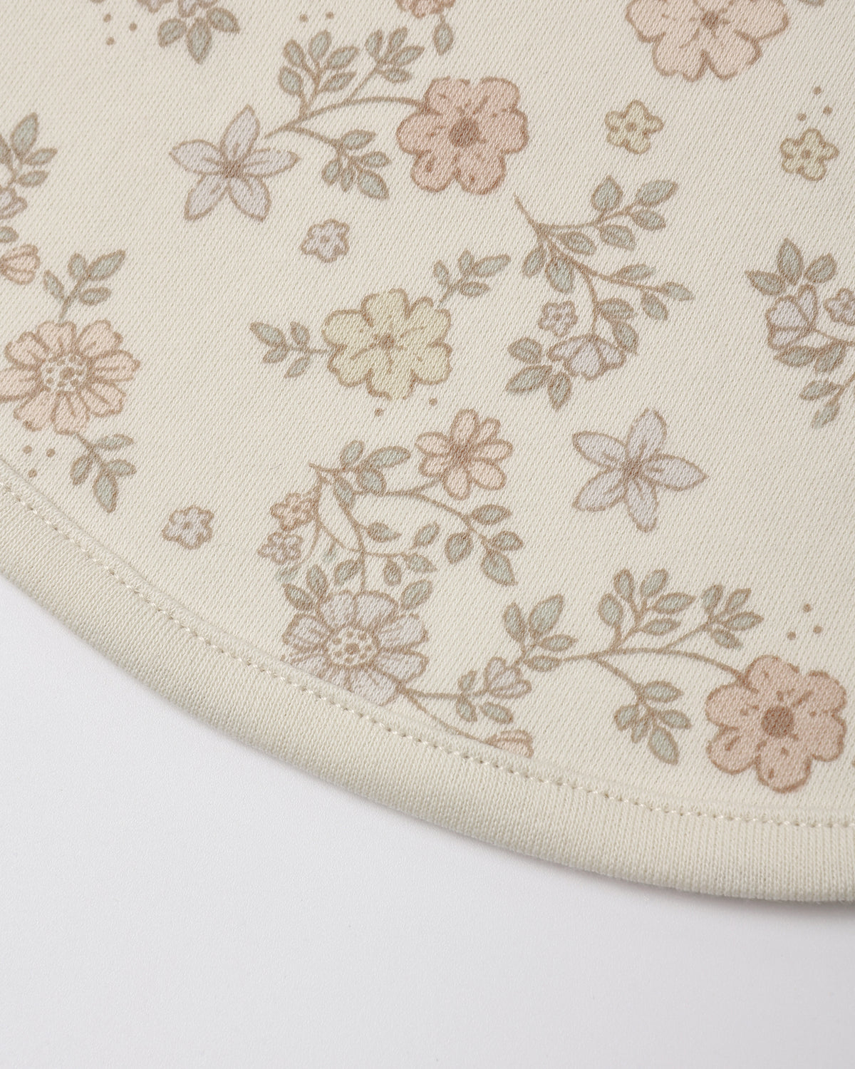 Quincy Mae Jersey Snap Bib, 2 pack | Floral Vine + Dusty Rose
