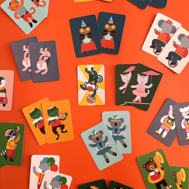 Le Petite Collage Silly Monkey Card Game