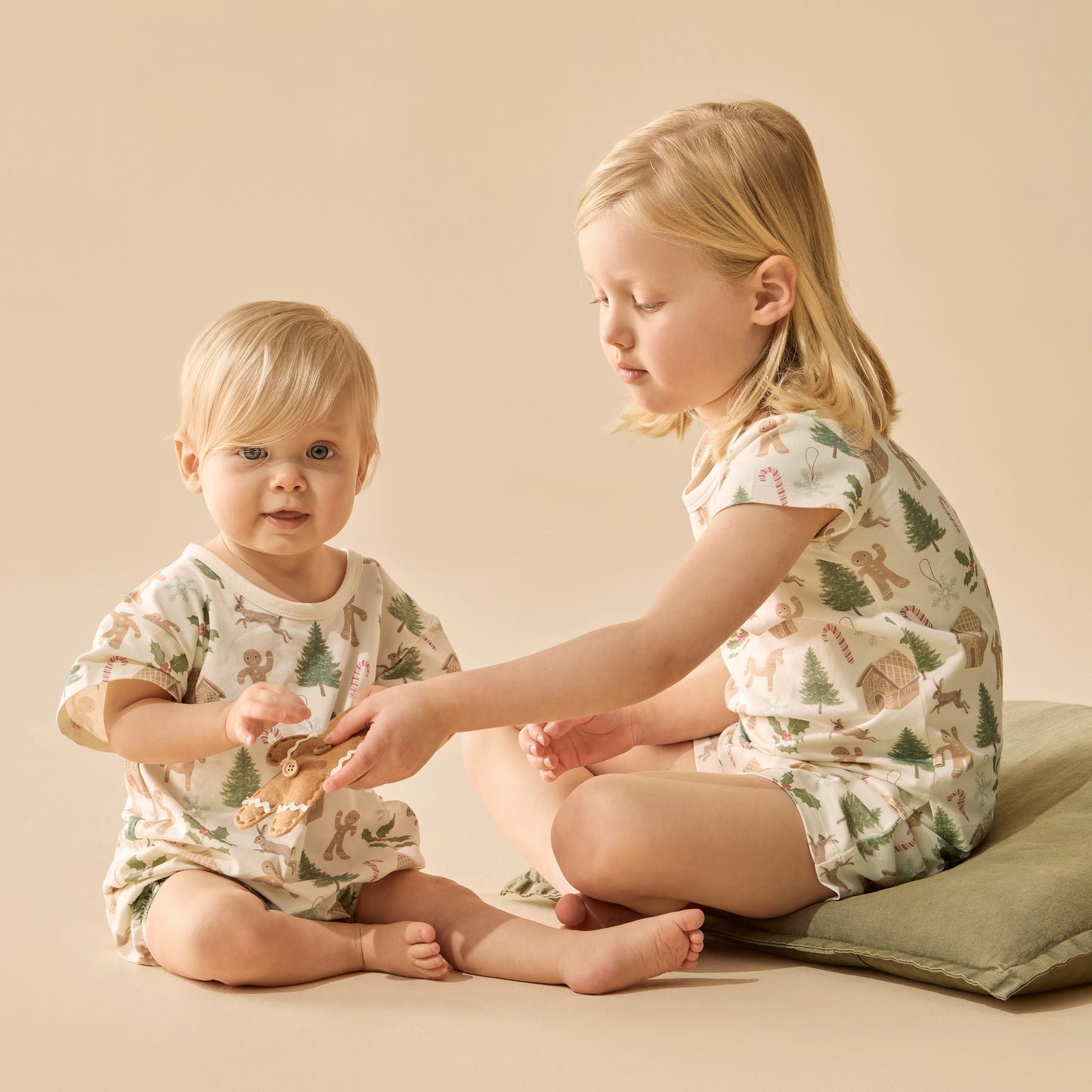 Wilson & Frenchy Organic Short Sleeved Pyjamas Holly Jolly Magic